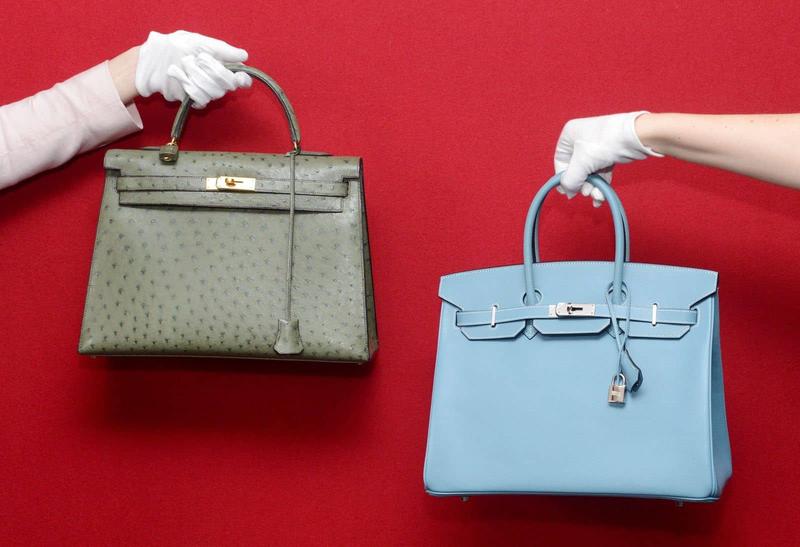 Most read Palm Beach Police looking for Hermès bag snatcher Most read of the day Comments