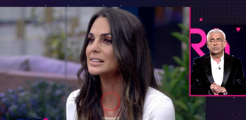 El peculiar piercing en el cuello que se quitó Cynthia Martínez para participar en 'Secret Story'