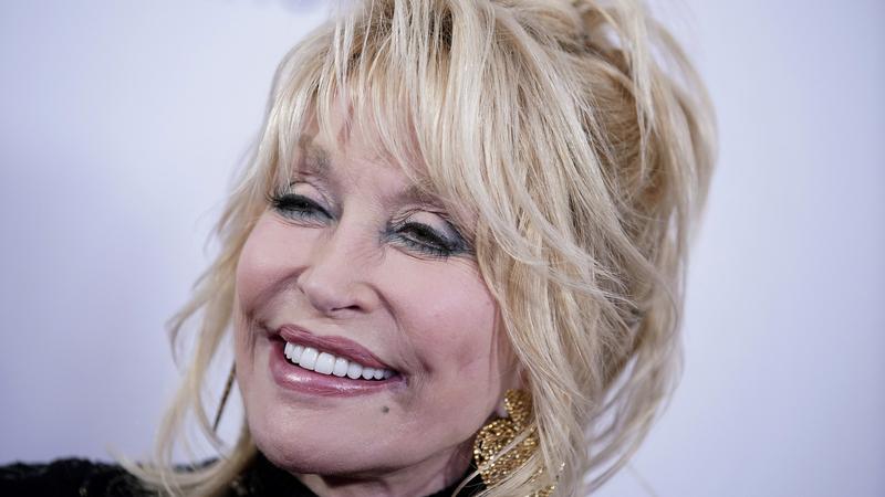Dolly Parton, the woman who wrote hundreds of love songs but had to get married in secret