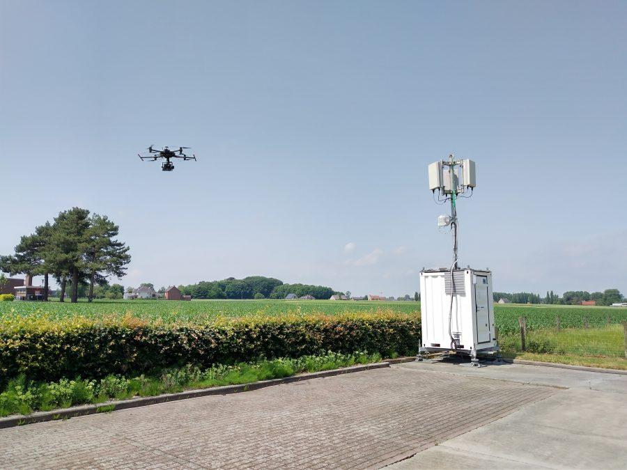 Automatische drones, 5G en artificiële intelligentie ingezet voor de onkruidbestrijding van de toekomst