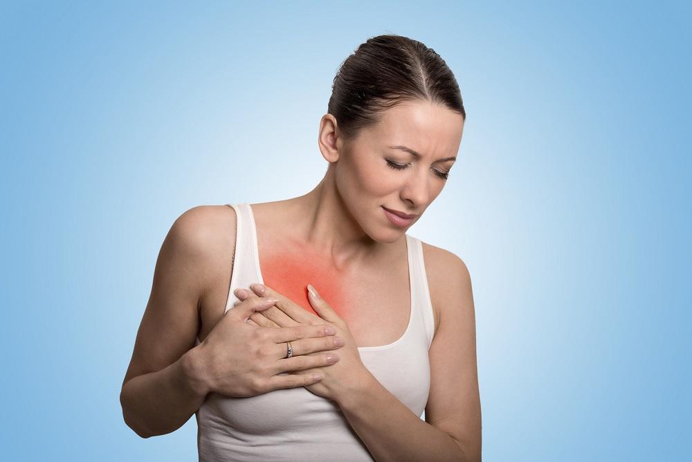 Zánět prsu nejvíce postihuje kojící ženy. Jak tyto komplikace léčit? 