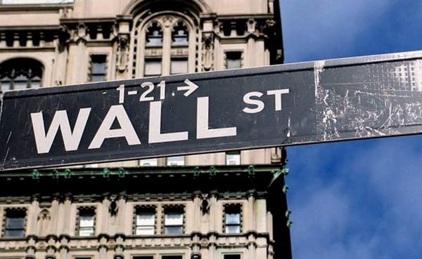Bolsa de Nueva York baja por resultados empresariales dispares 
