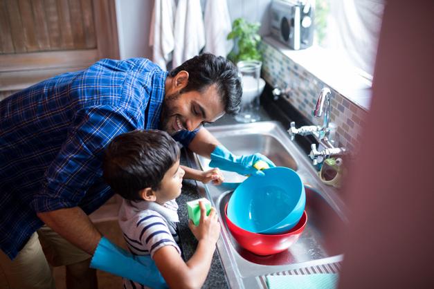 ‘El desorden que dejas’: ¿tienen que ayudar los niños en las tareas domésticas?