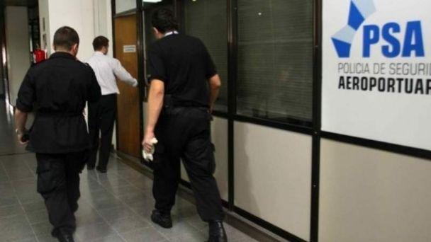 Ushuaia: detuvieron en el aeropuerto a una mujer que había ingerido 41 cápsulas de cocaína 