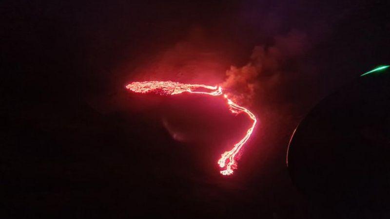 Erupción en Islandia: las impactantes imágenes de ríos de lava cerca de la capital islandesa