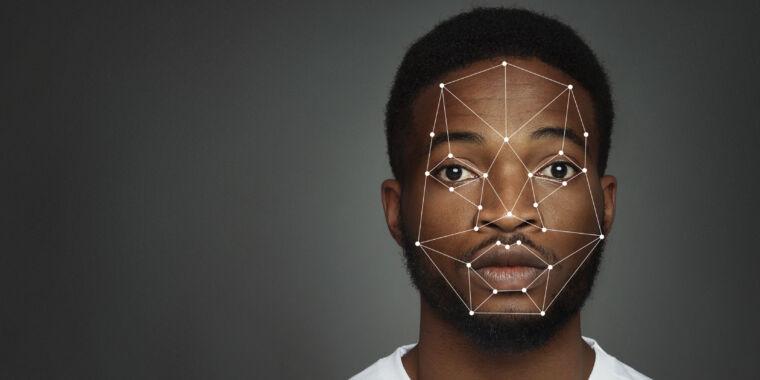 Police departments adopting facial recognition tech amid allegations of wrongful arrests 