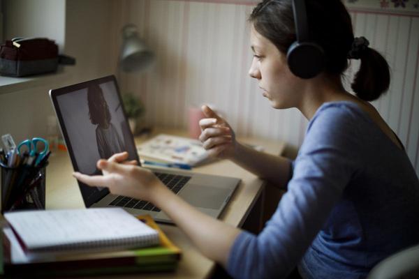 L'apprentissage à distance tue l'engagement des étudiants -- THE Journal  