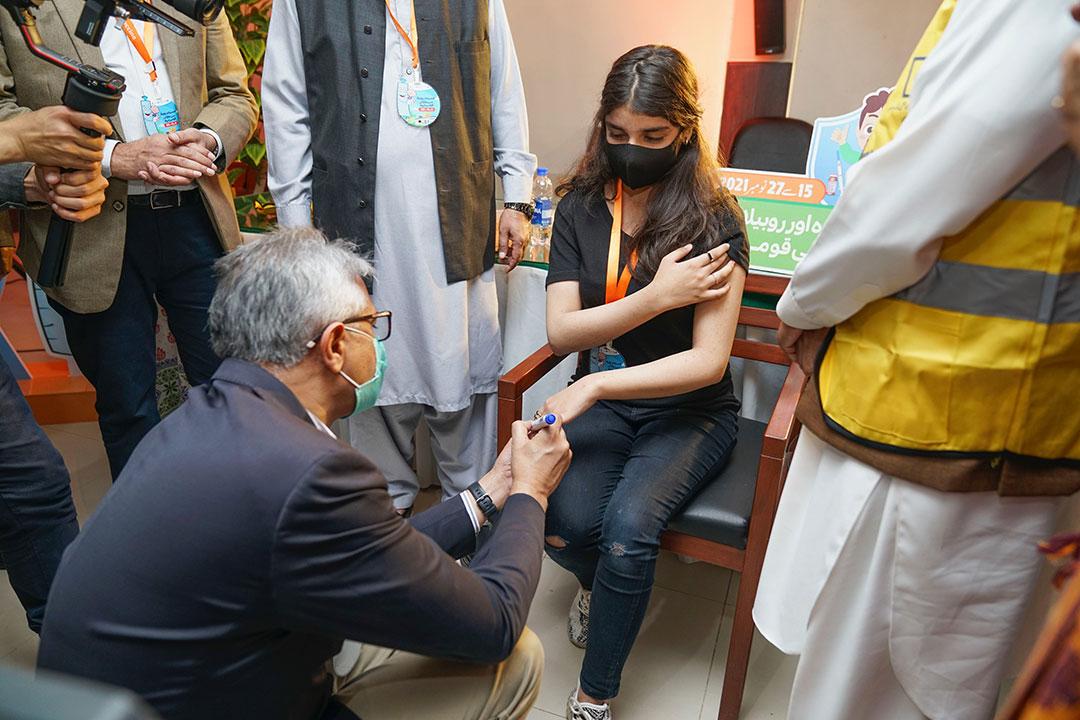 Le Pakistan s'est mis à vacciner plus de 90 millions d'enfants dans le cadre de la lutte mondiale contre la rougeole et la rubéole - Pakistan |Reliefweb