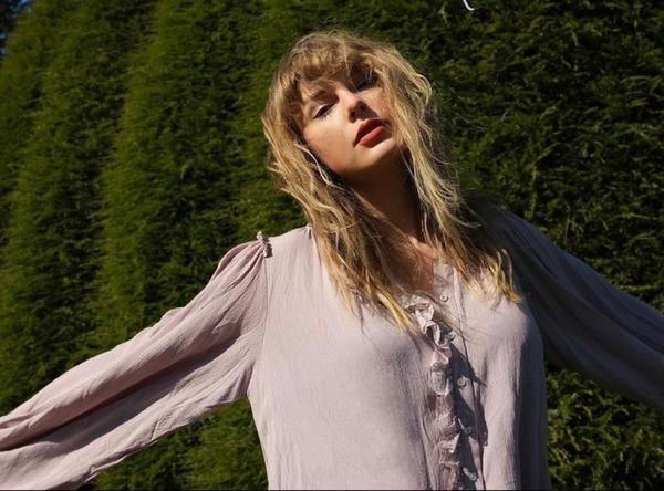 “Ustedes hicieron la cosa…”: Taylor Swift rompió un gran nuevo récord y lo anunció en su Instagram