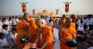 Drogas, sexo y asesinatos: se acabó la fiesta en los templos budistas de Tailandia