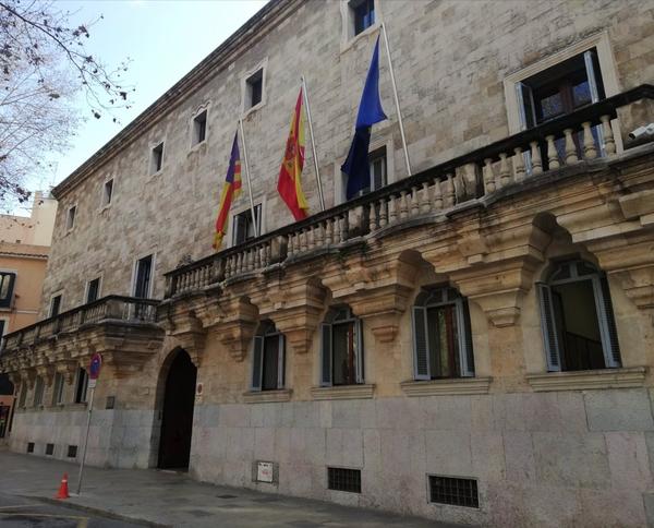 Piden cinco años de prisión para un hombre por abusos sexuales a su hija menor de edad en Palma 