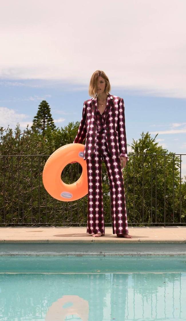 Zara and its set with retro print confirm the final spring trend