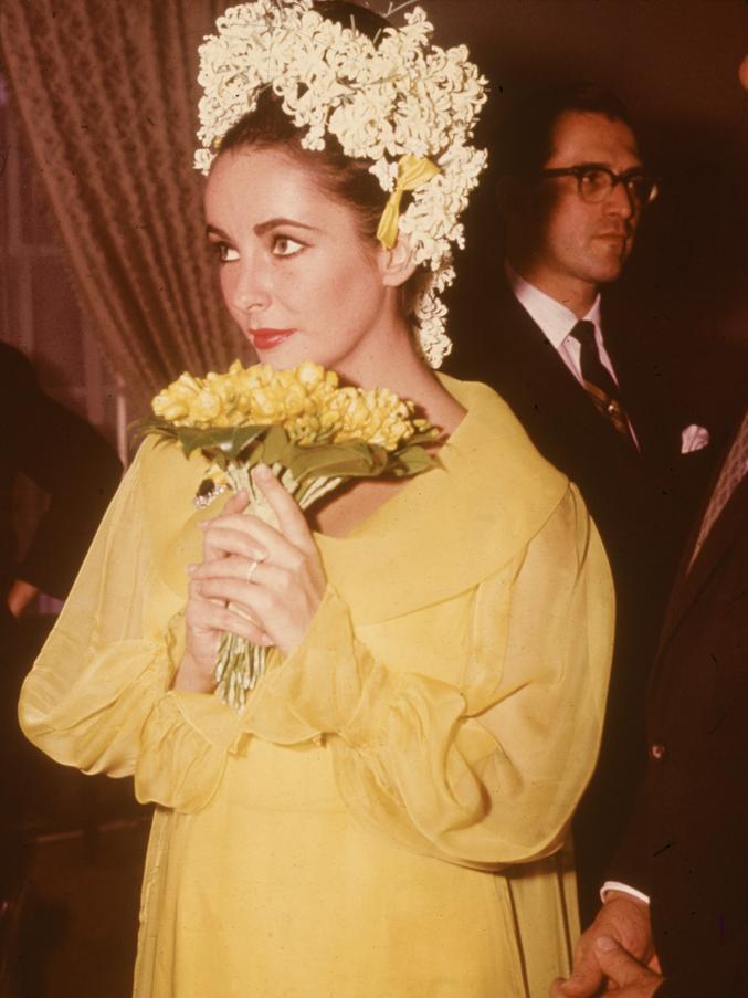 Elizabeth Taylor and the story of her wedding dresses