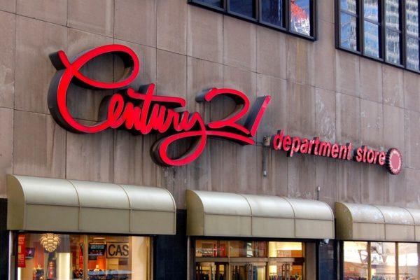 Century 21 files for bankruptcy and closes its stores