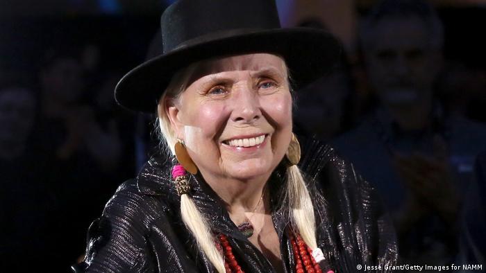 Joni Mitchell joins Neil Young’s Spotify protest over anti-vax content 
