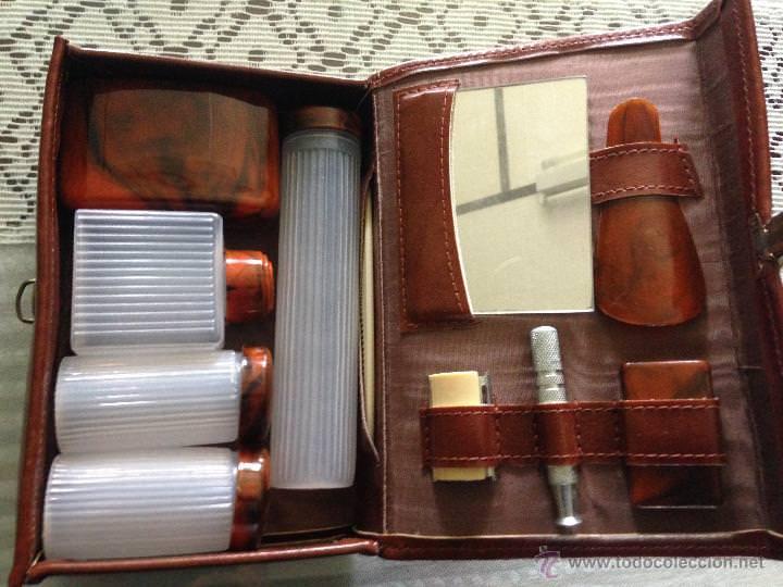 Viajar con estilo: 7 packs de accesorios masculinos de lujo para llevar dentro del bolso de mano 