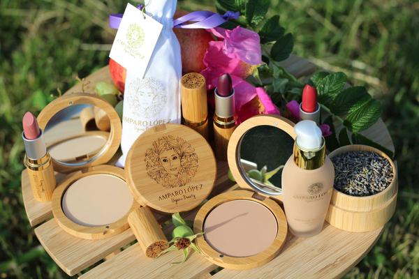 Innovative creation in organic cosmetics that exalts natural beauty