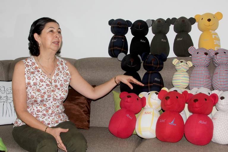 Create stuffed animals with clothes from dead relatives Bring memories to life - El Sol de León | Local News, Police, about Mexico, Guanajuato and the World