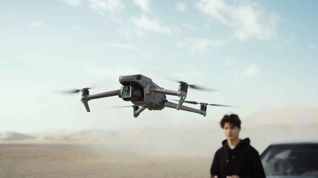 Omicrono DJI Mavic 3, el nuevo dron con doble cámara de Hasselblad que da hasta 46 minutos de autonomía 