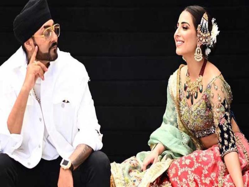 Ushna Shah stars in Manj Musik's latest song Kangna 