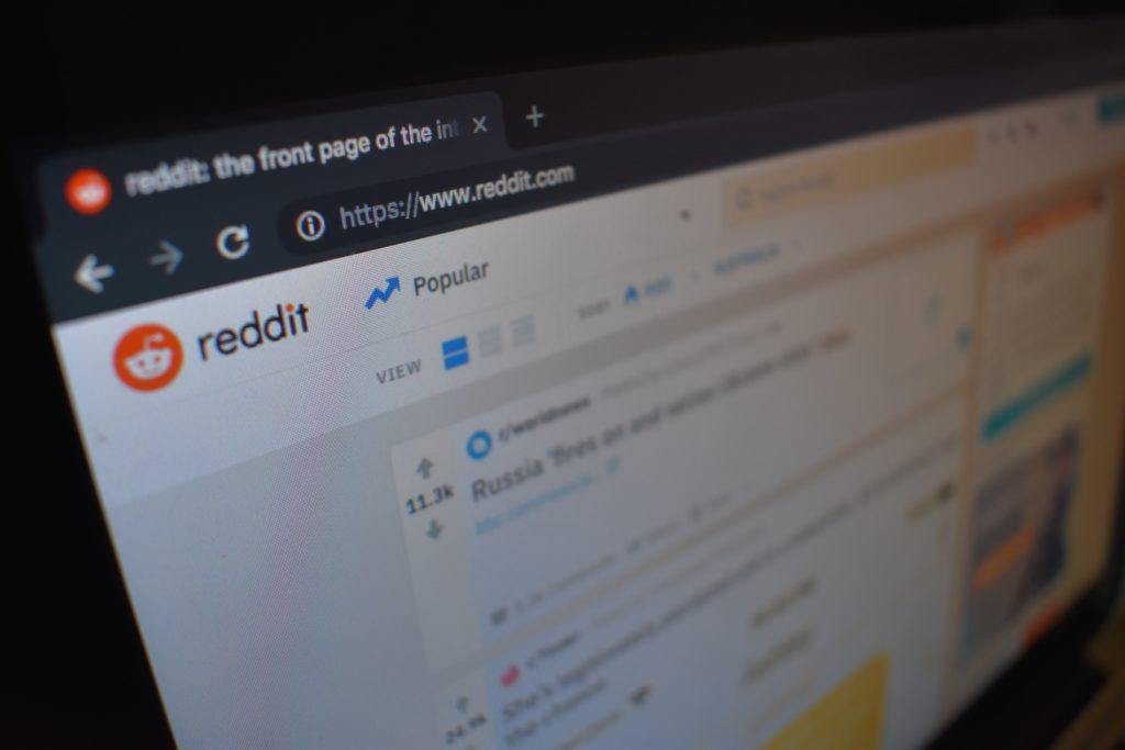 Am I the Reddit Addict? Popular in Technology 