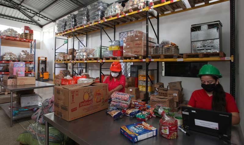 Ellos comparten solidaridad en Navidad - El Comercio 