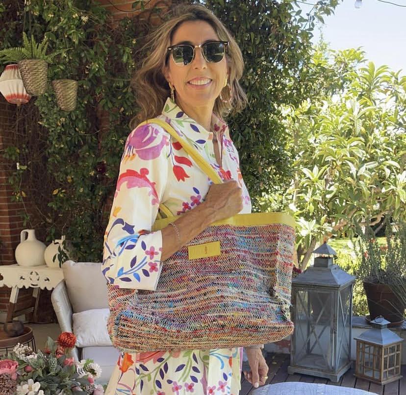 María Pombo knows that this bag ‘Made in Spain’ (from the Peace Padilla collection and her daughter Ana Ferrer) will be maximum trend this summer