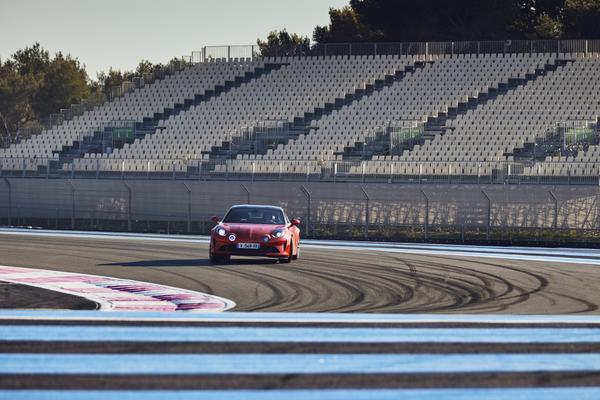 Essai Alpine A110 (2022) : notre avis sur les nouvelles S et GT 300 ch 