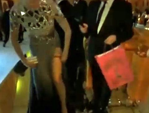 Heidi Klum se quedó sin ropa interior en la fiesta de los Oscar Más en Magacín Destacados Ups