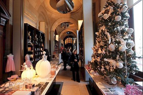 60 boutiques à Paris pour votre shopping de Noël