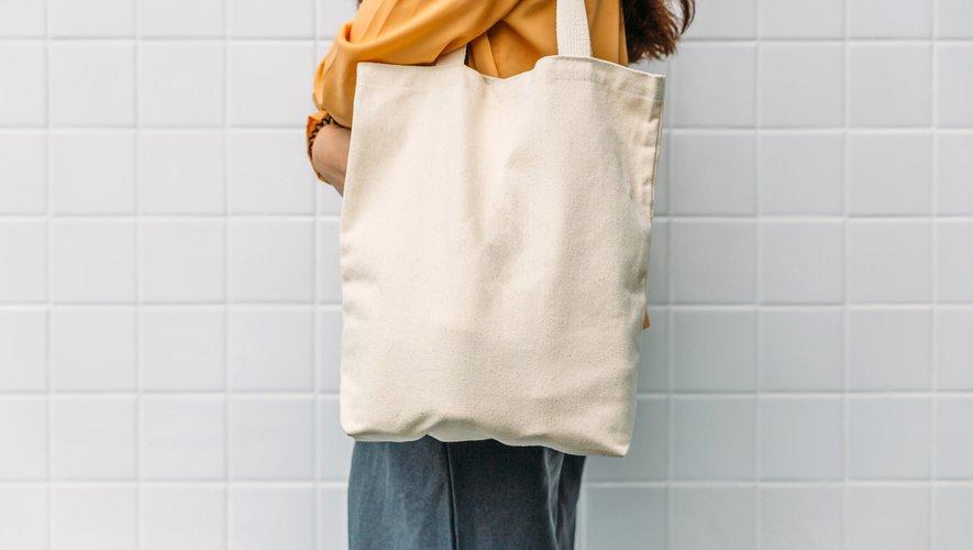 The tote bag crisis: how has a solution become a problem?