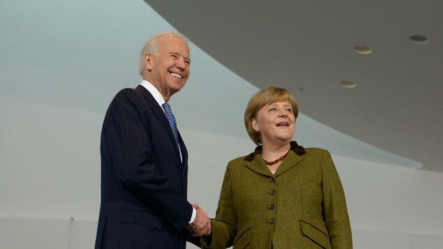 Joe Biden und Angela Merkel: Emotionaler Abschied | STERN.de