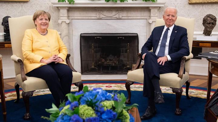 Joe Biden und Angela Merkel: Emotionaler Abschied | STERN.de 