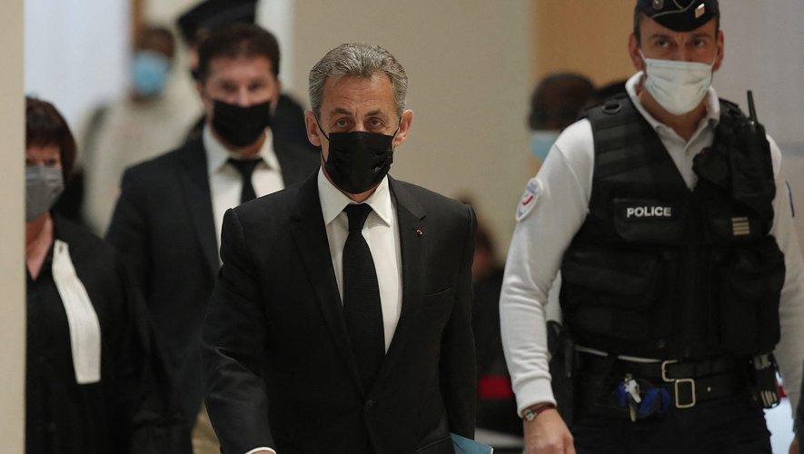 Sondages de l'Élysée : Sarkozy refuse de répondre au juge 