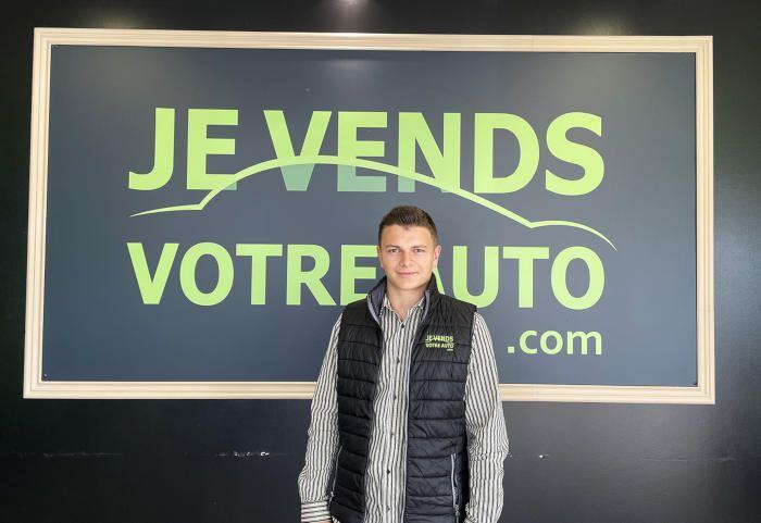 Un jeune entrepreneur devient franchisé Je Vends Votre Auto à Portes-lès-Valence