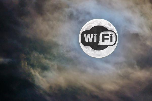 La NASA veut installer un réseau WiFi sur la Lune - Geeko 