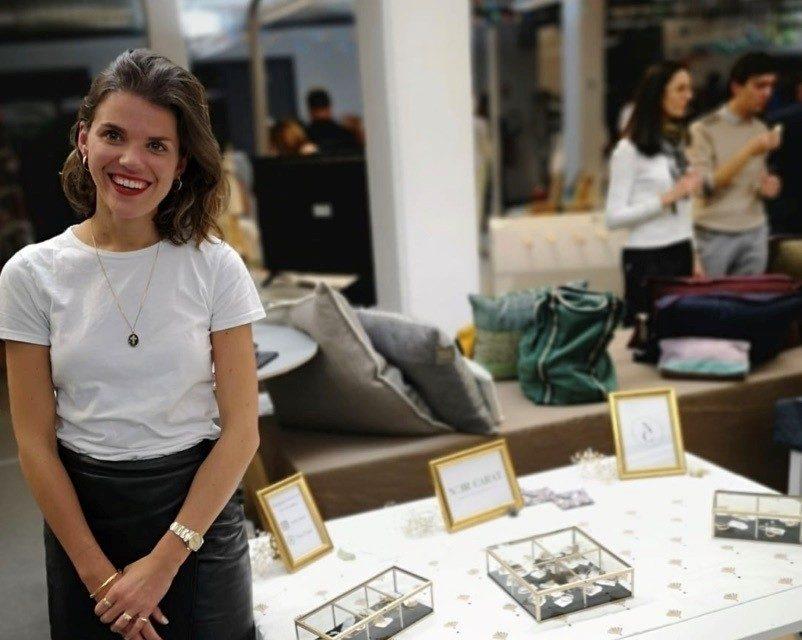 A Lille, Fanny ouvre une boutique en ligne de bijoux en or vintage 