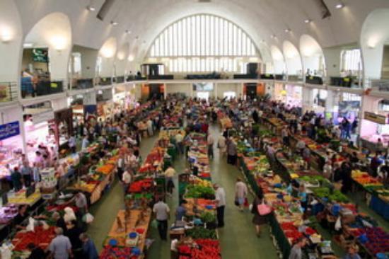 Rhône Le marché forain a rouvert ce lundi à Villefranche-sur-Saône 