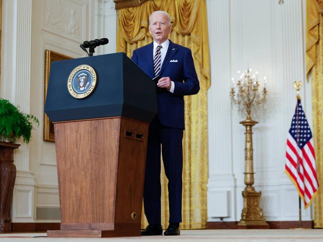Most Americans want Biden to prioritize student loan forgiveness, CNBC survey says 