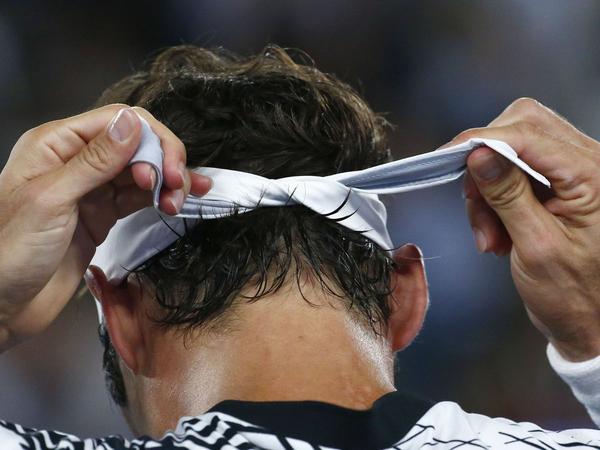 Roland-Garros : d'où vient le bandeau accroché au front des tennismen ?