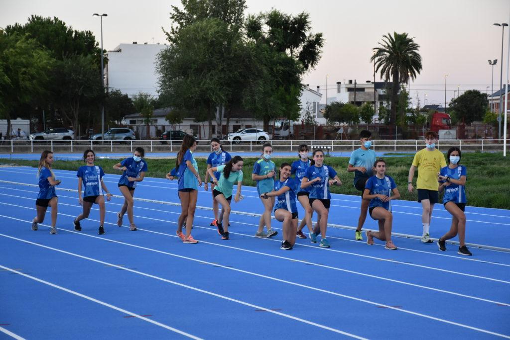 Talavera recupera el atletismo tras la rehabilitación de la pista municipal