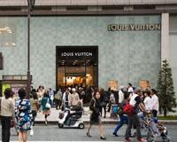 The luxury stores 'recycling' flourish in Japan