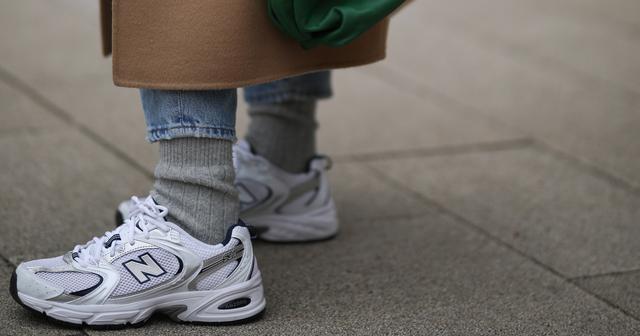 Las llevan los padres en Ohio y las modelos en Londres: New Balance y el caso de sus nuevas zapatillas virales 