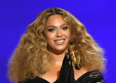 PHOTO Beyoncé : à 40 ans, elle adopte la coiffure tendance du moment 