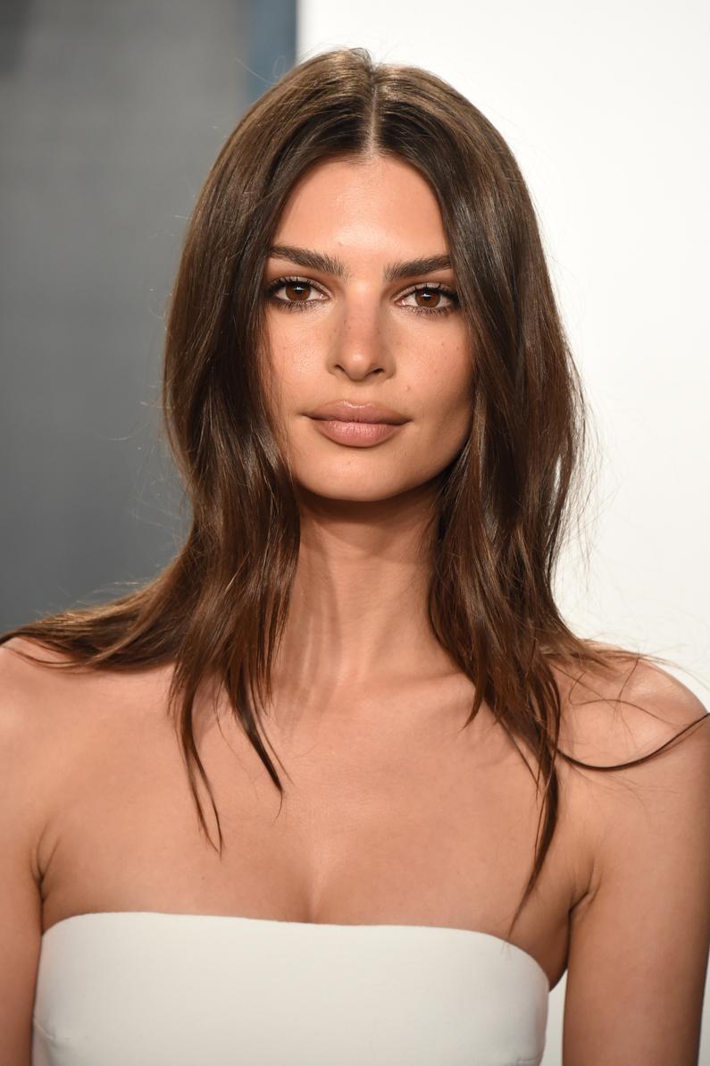 Emily Ratajkowski: The model is back - with a new look!