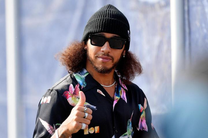 Lewis Hamilton: Daring look and new hairstyle |Gala.de