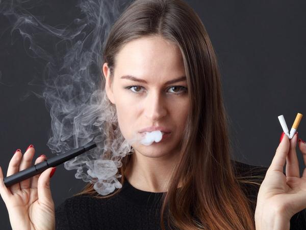 Rauchstopp: E-Zigaretten hilfreicher als Nikotinersatz?