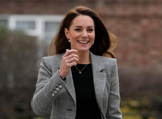 Kate Middleton: Setzt sie mit diesem neu gewählten Business-Outfit auf den French-Chic?