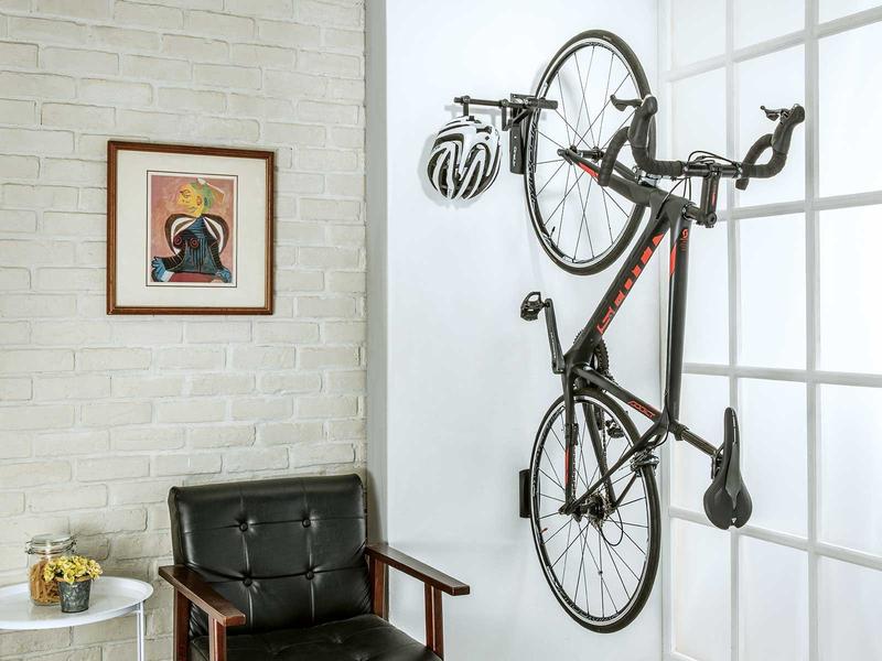 Jak mądrze trzymać rower w mieszkaniu?