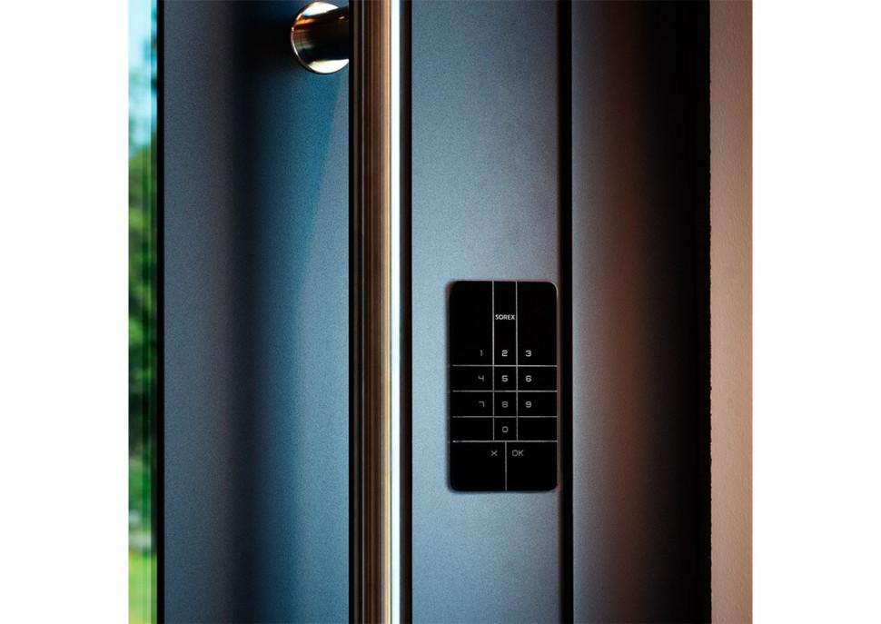 Alternatywne sposoby otwierania drzwi zewnętrznych: kodem, odciskiem palca, a może systemem Bluetooth?